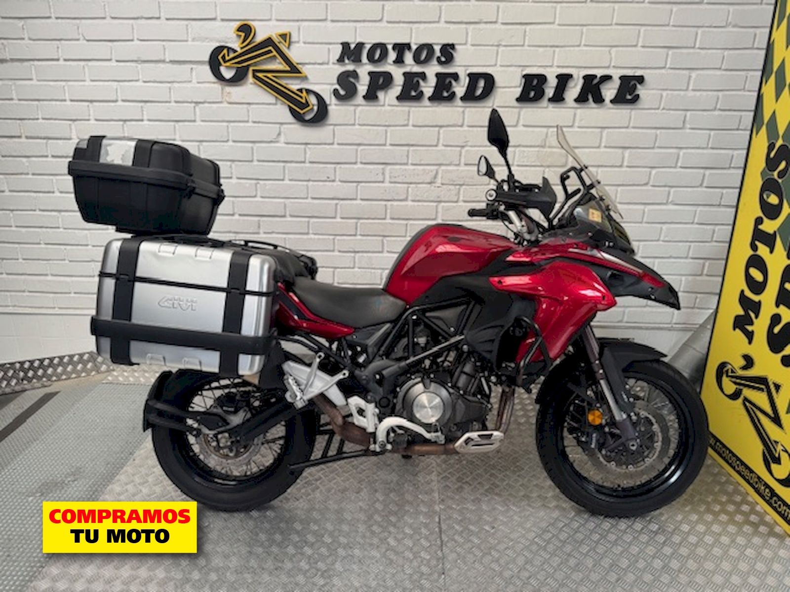 Benelli TRK 502 X