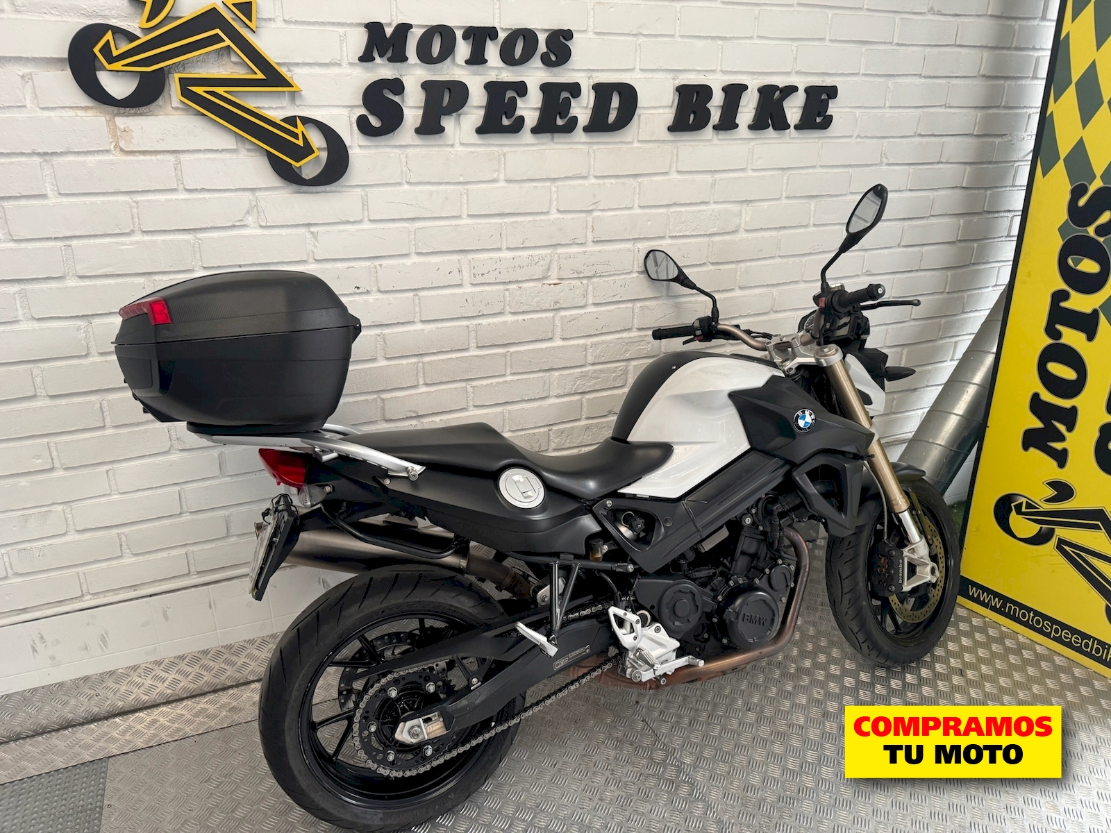 BMW F 800R de ocasión en Madrid - imagen 4