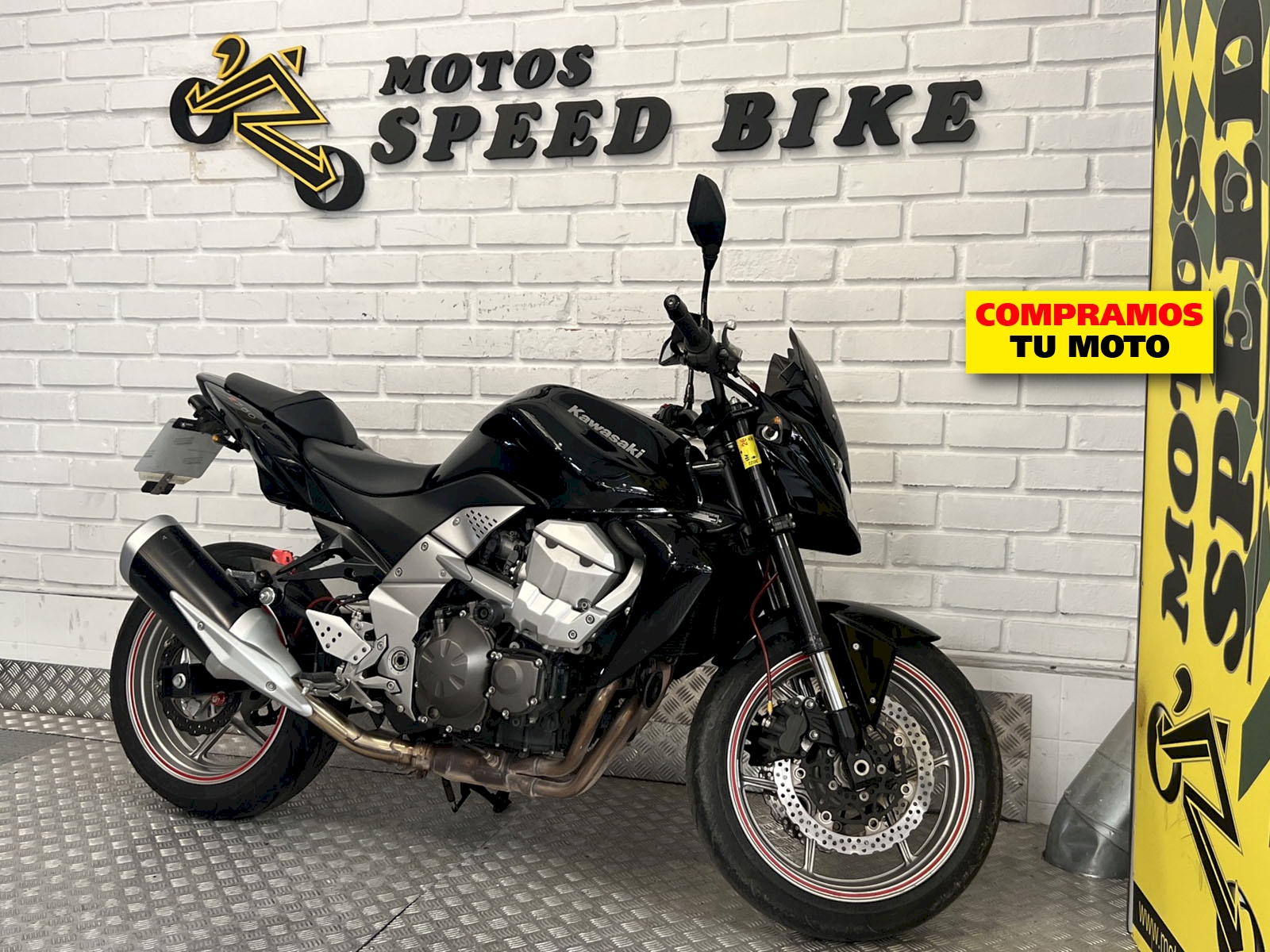 Kawasaki Z 750 de ocasión en Madrid - imagen 2