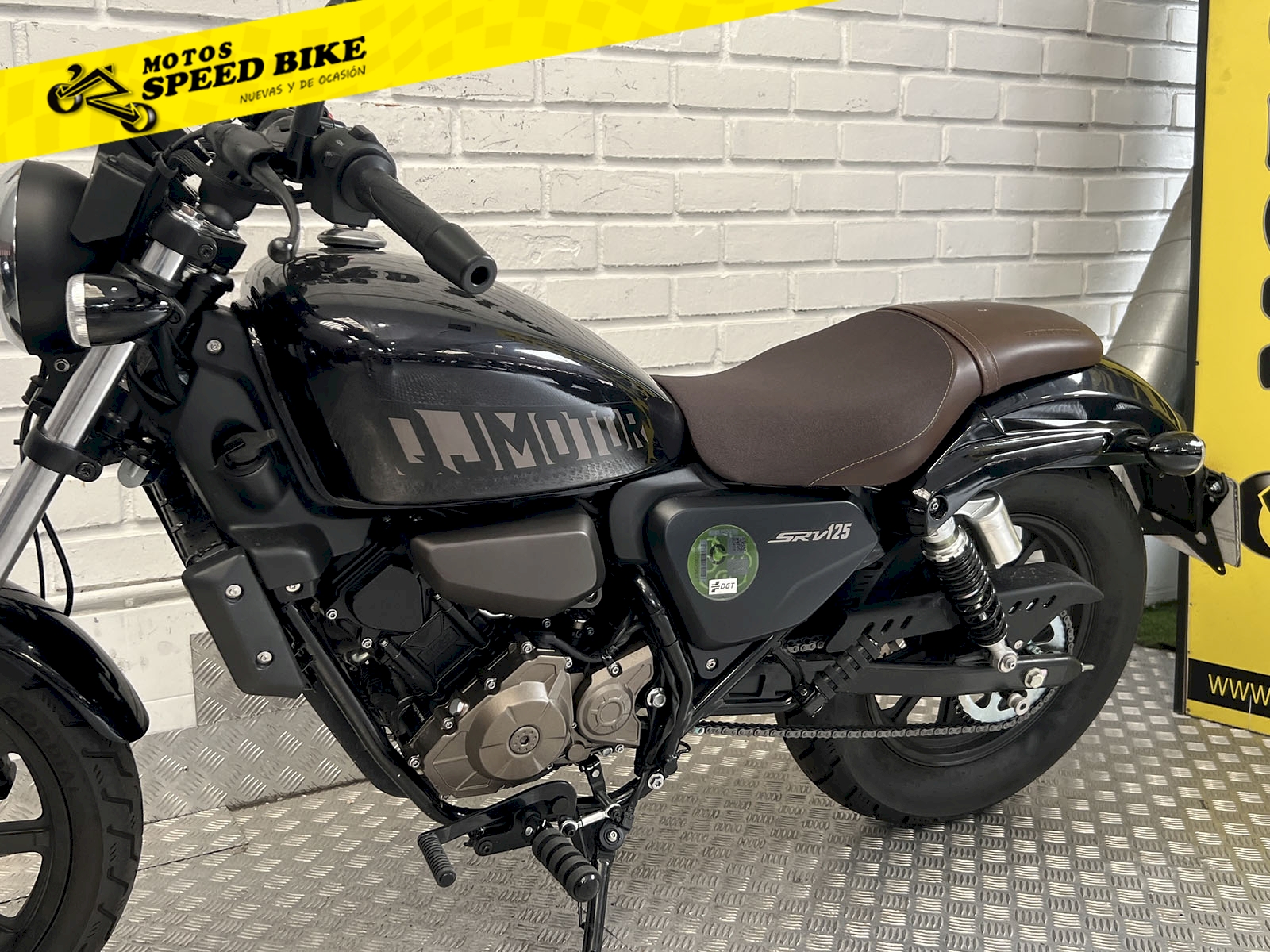 QJ Motor SRV 125 de ocasión en Madrid - imagen 13