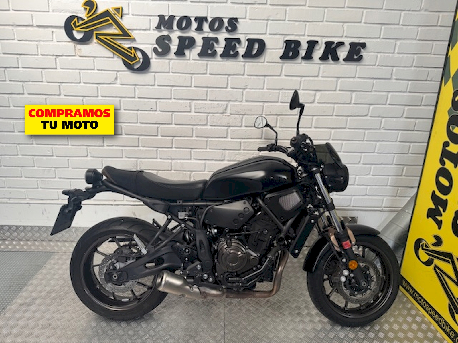 Yamaha XSR700