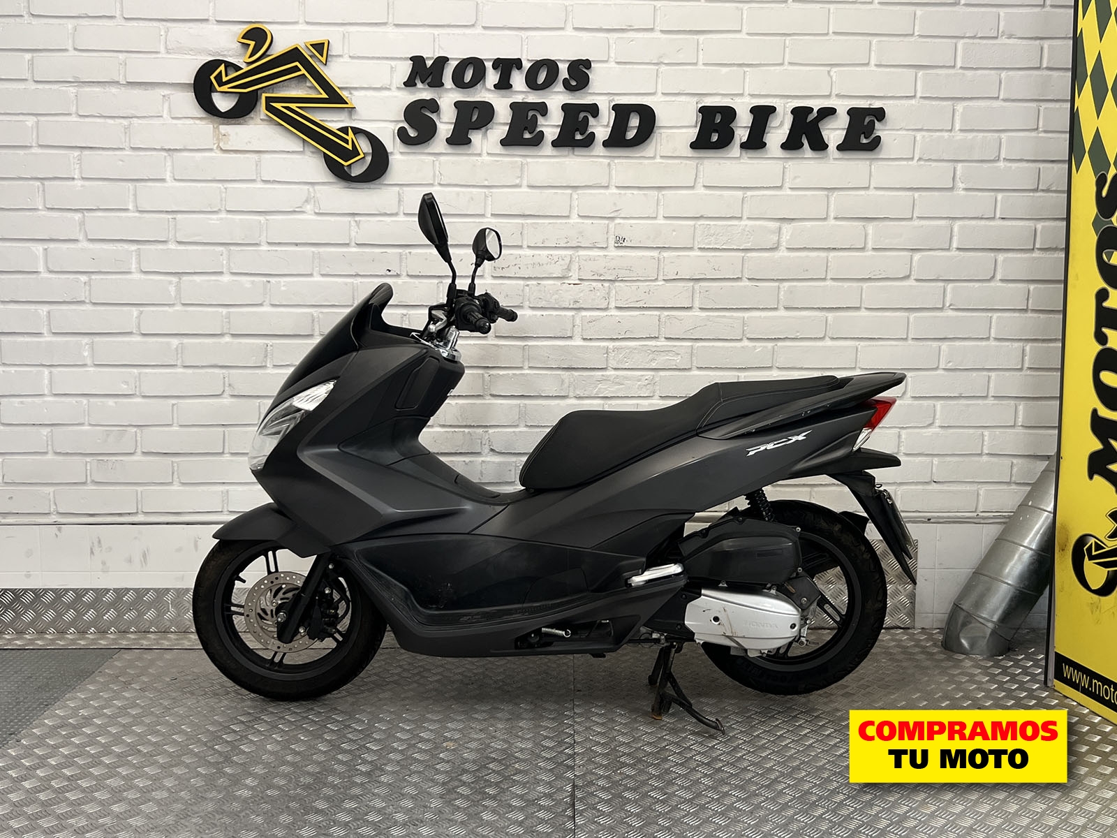 Honda PCX 125 de ocasión en Madrid - imagen 9