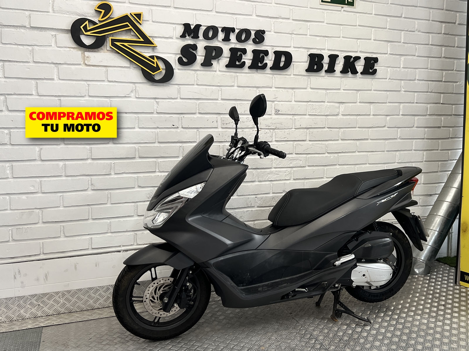 Honda PCX 125 de ocasión en Madrid - imagen 12