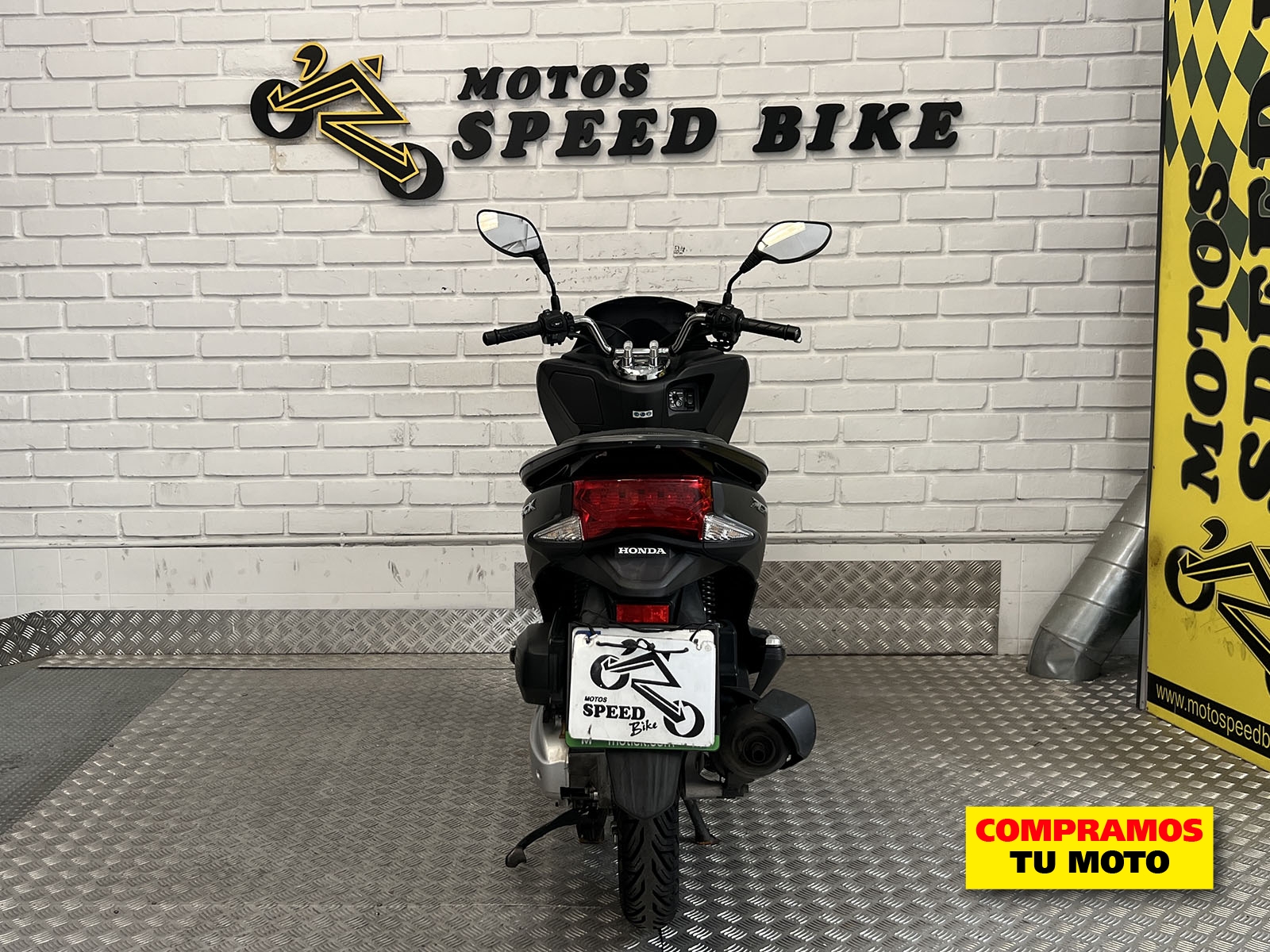 Honda PCX 125 de ocasión en Madrid - imagen 14