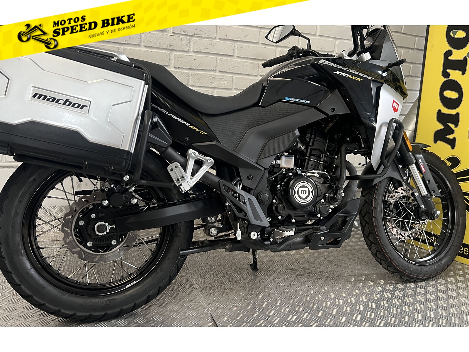 Macbor Montana XR1 125 Evo de ocasión en Madrid - imagen 5
