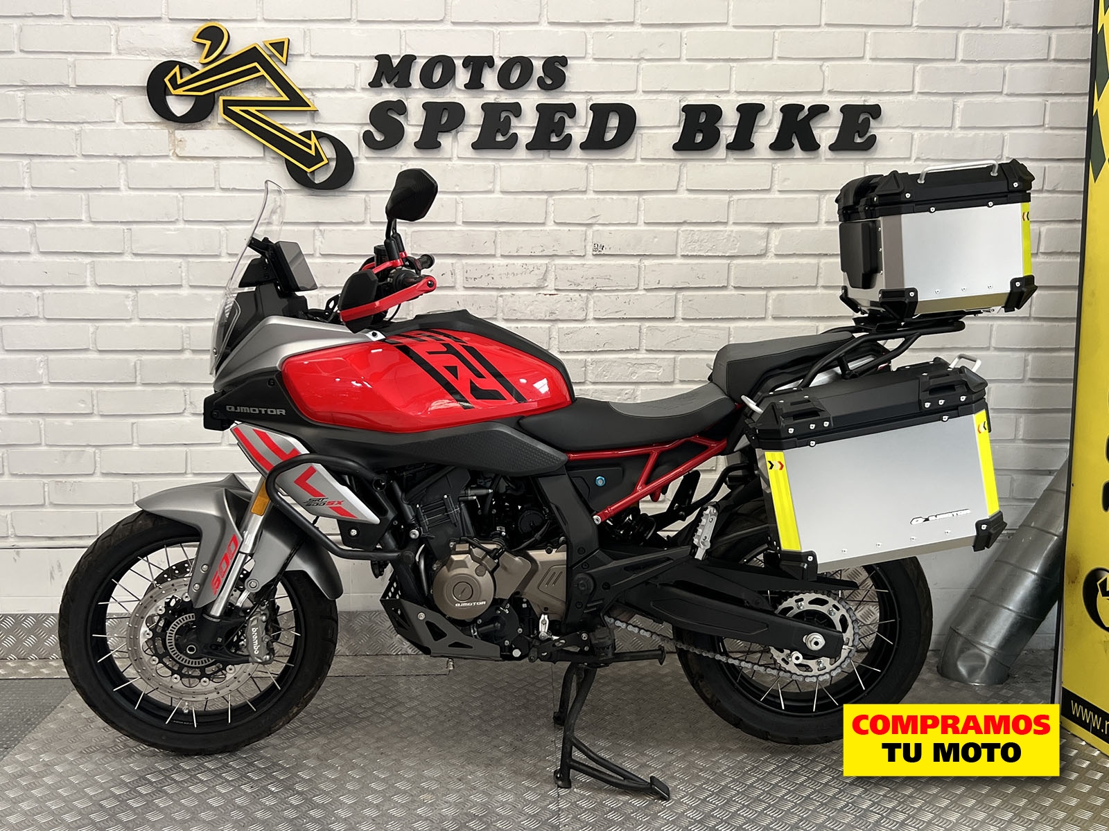QJ Motor SRT 600 SX de ocasión en Madrid - imagen 11