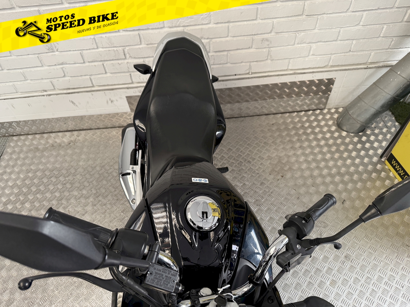 Honda CB 125 F de ocasión en Madrid - imagen 7