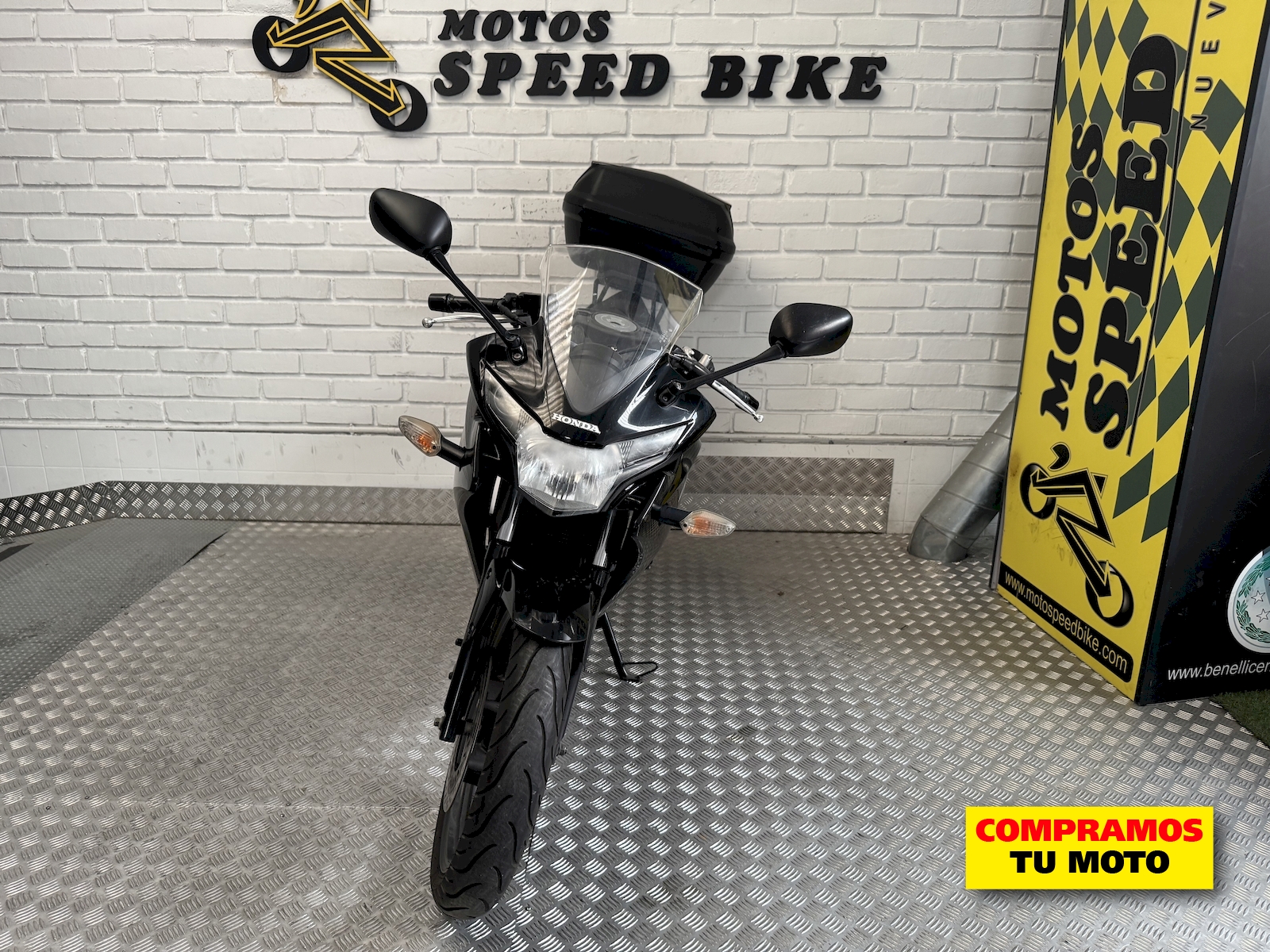 Honda CBR 125 R de ocasión en Madrid - imagen 6