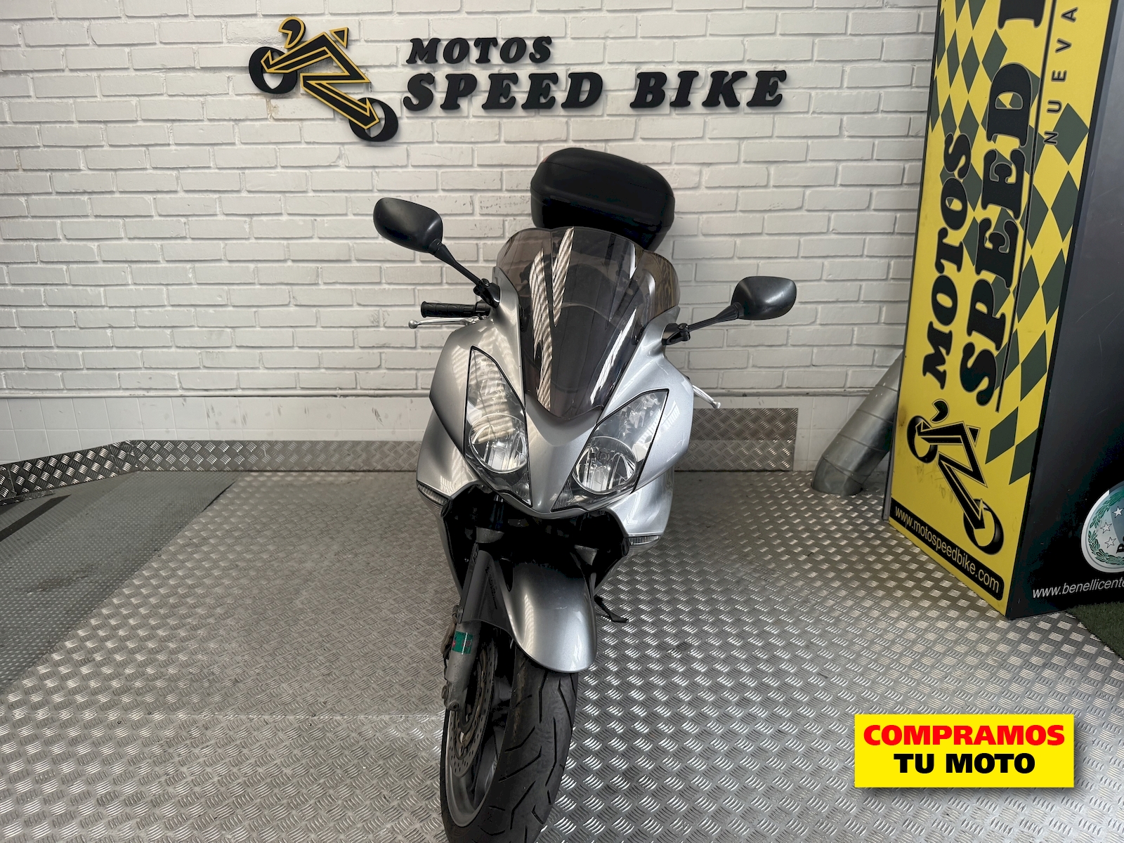 Honda VFR 800 Fi ABS de ocasión en Madrid - imagen 6