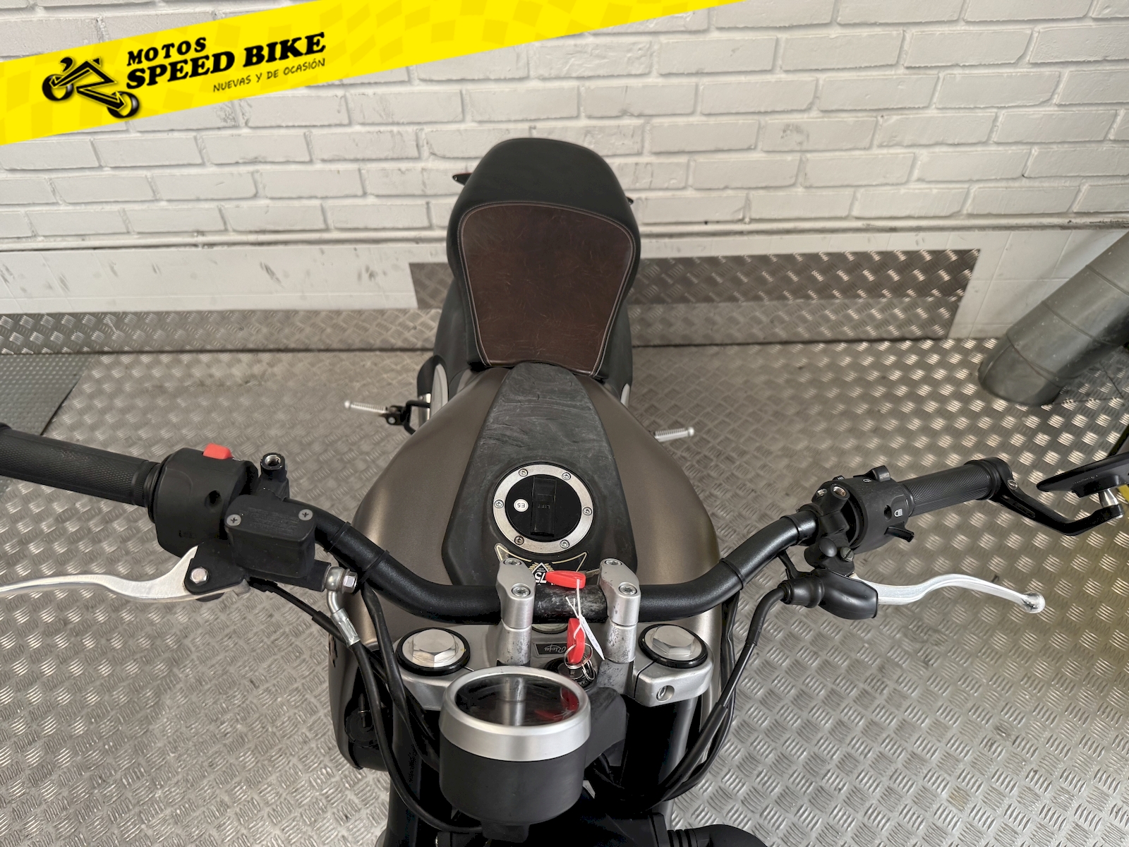 Rieju Century 125 de ocasión en Madrid - imagen 7