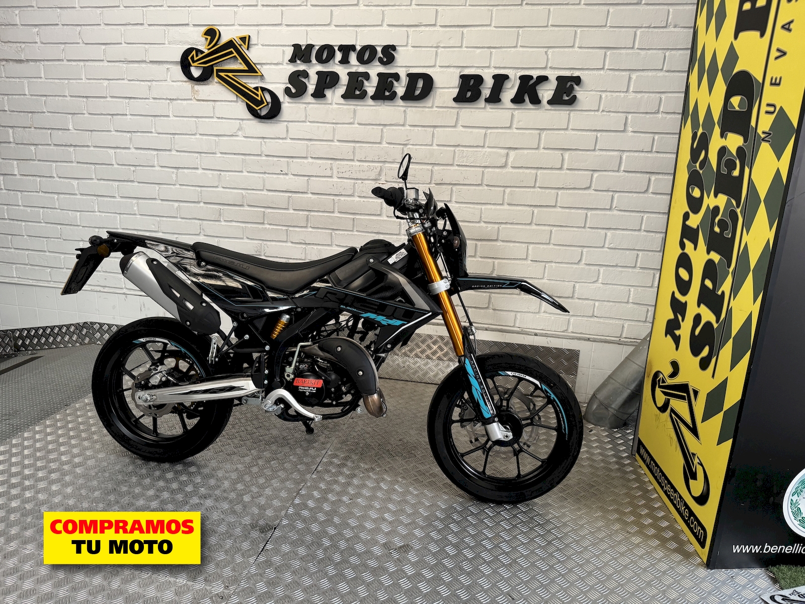 Rieju MRT 50 SM PRO de ocasión en Madrid - imagen 2