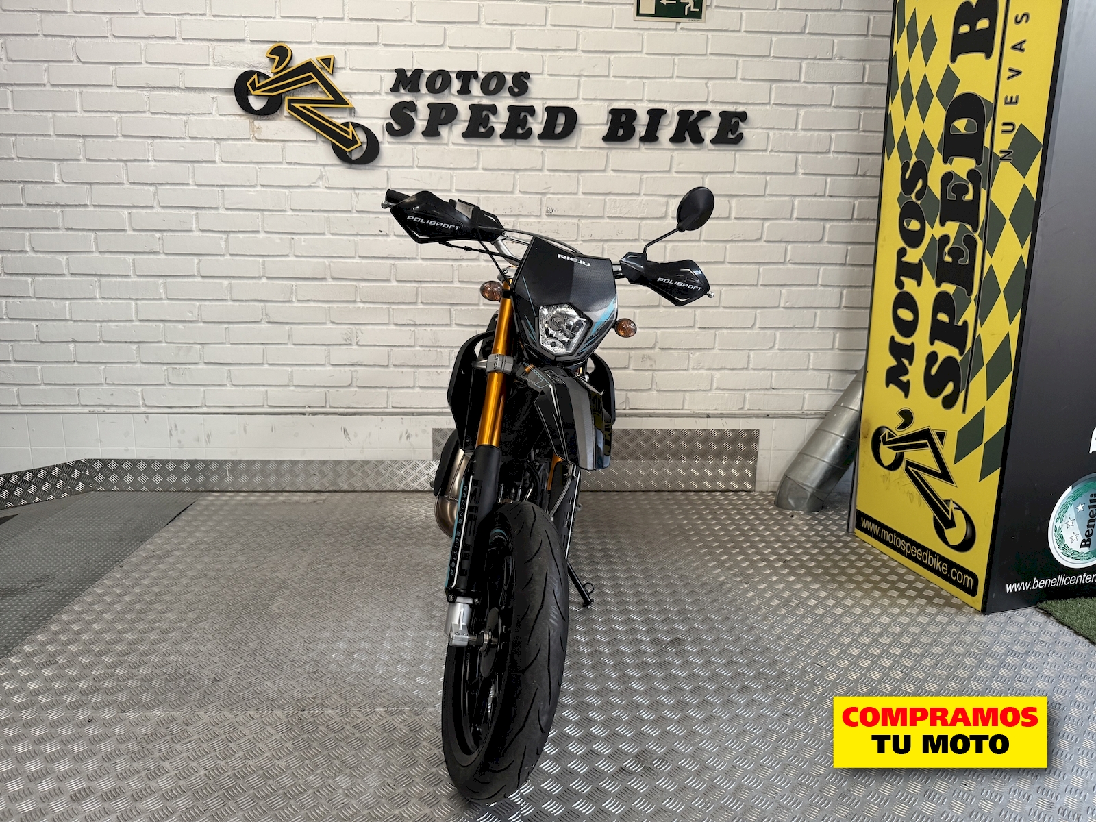 Rieju MRT 50 SM PRO de ocasión en Madrid - imagen 6