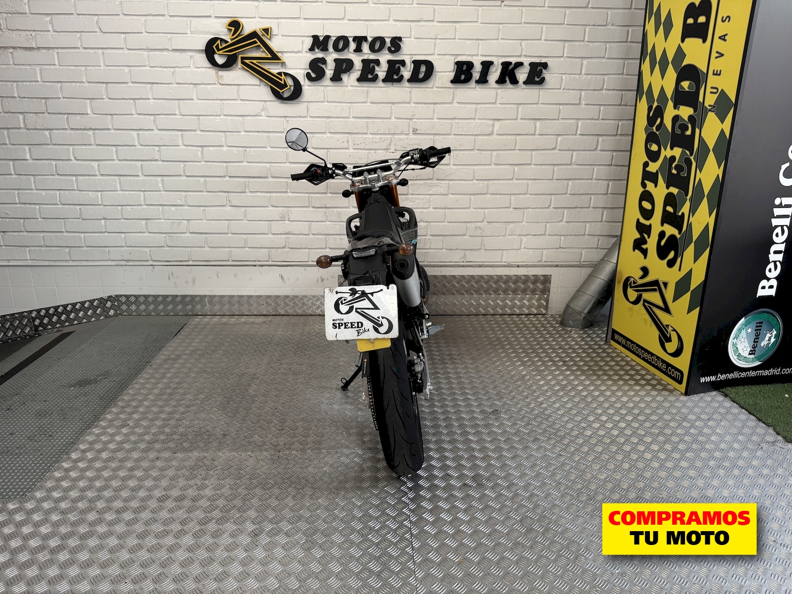 Rieju MRT 50 SM PRO de ocasión en Madrid - imagen 14