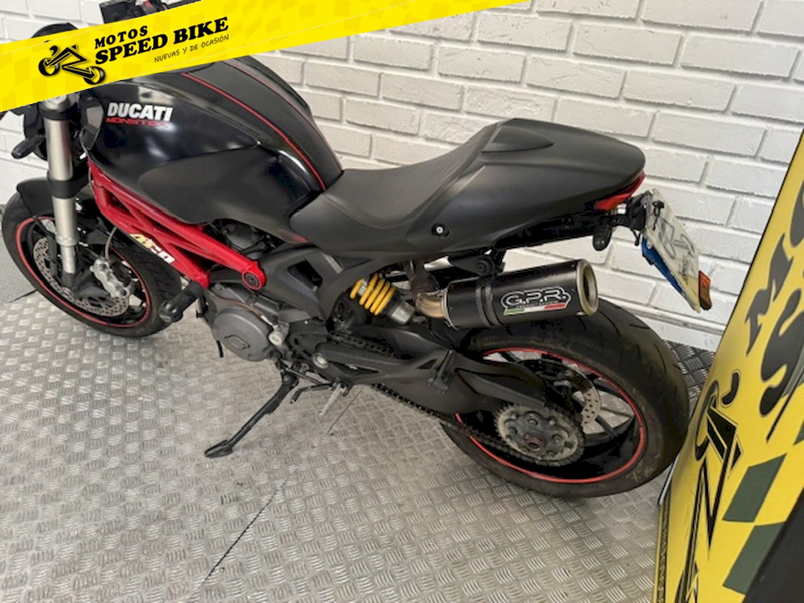 Ducati Monster 796 de ocasión en Madrid - imagen 13