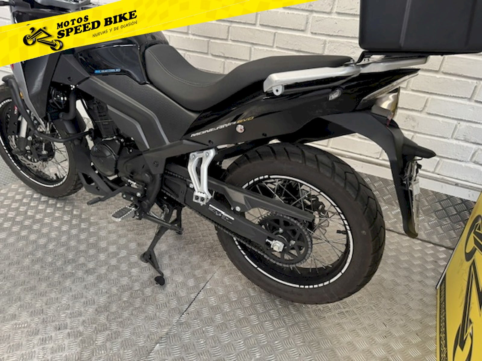 Macbor Montana XR1 125 Evo de ocasión en Madrid - imagen 14