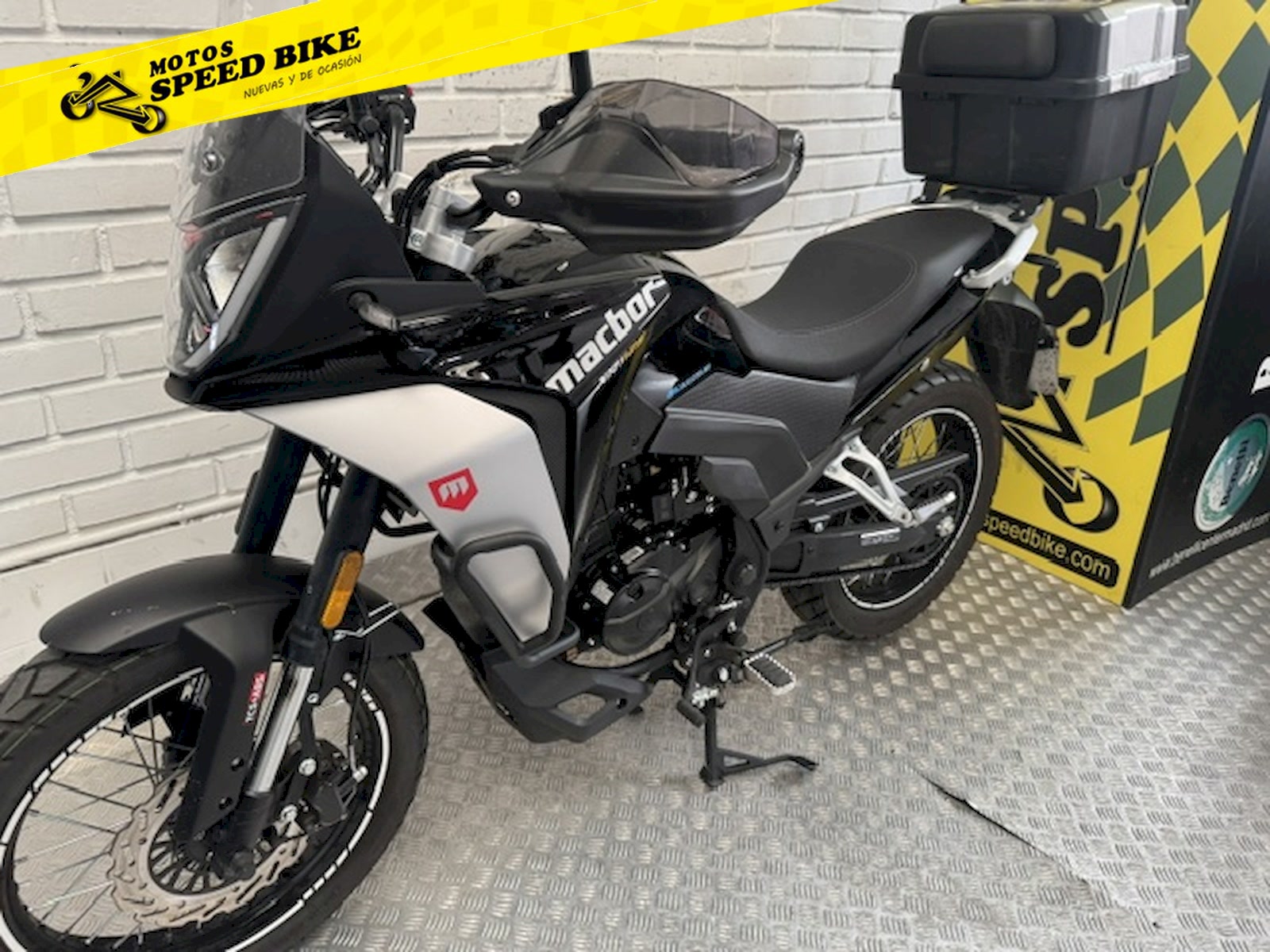 Macbor Montana XR1 125 Evo de ocasión en Madrid - imagen 16