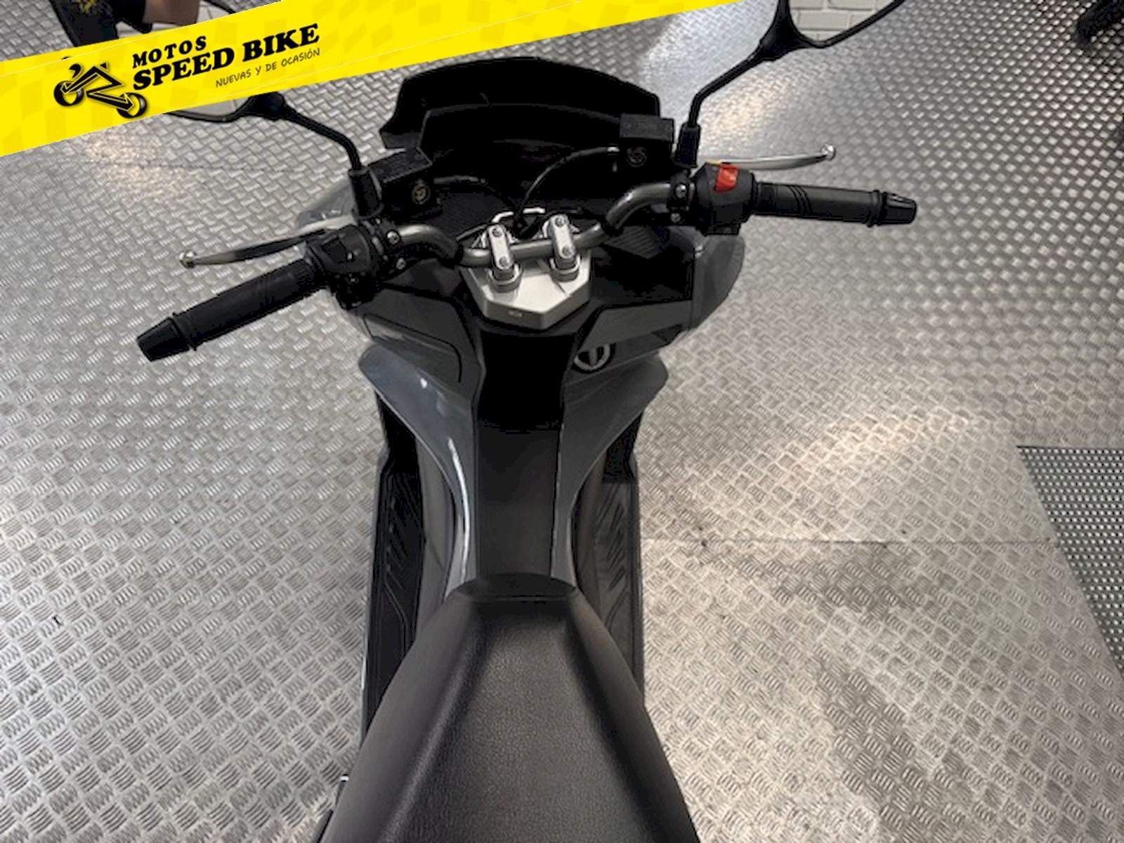 Sym Jet X 125 de ocasión en Madrid - imagen 8