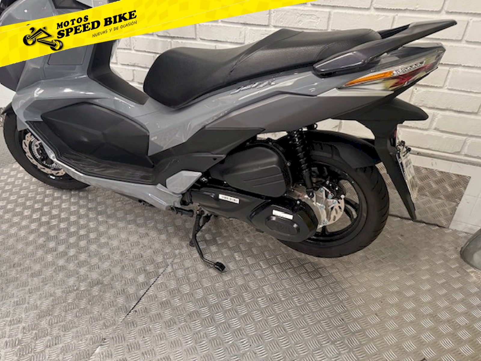 Sym Jet X 125 de ocasión en Madrid - imagen 13