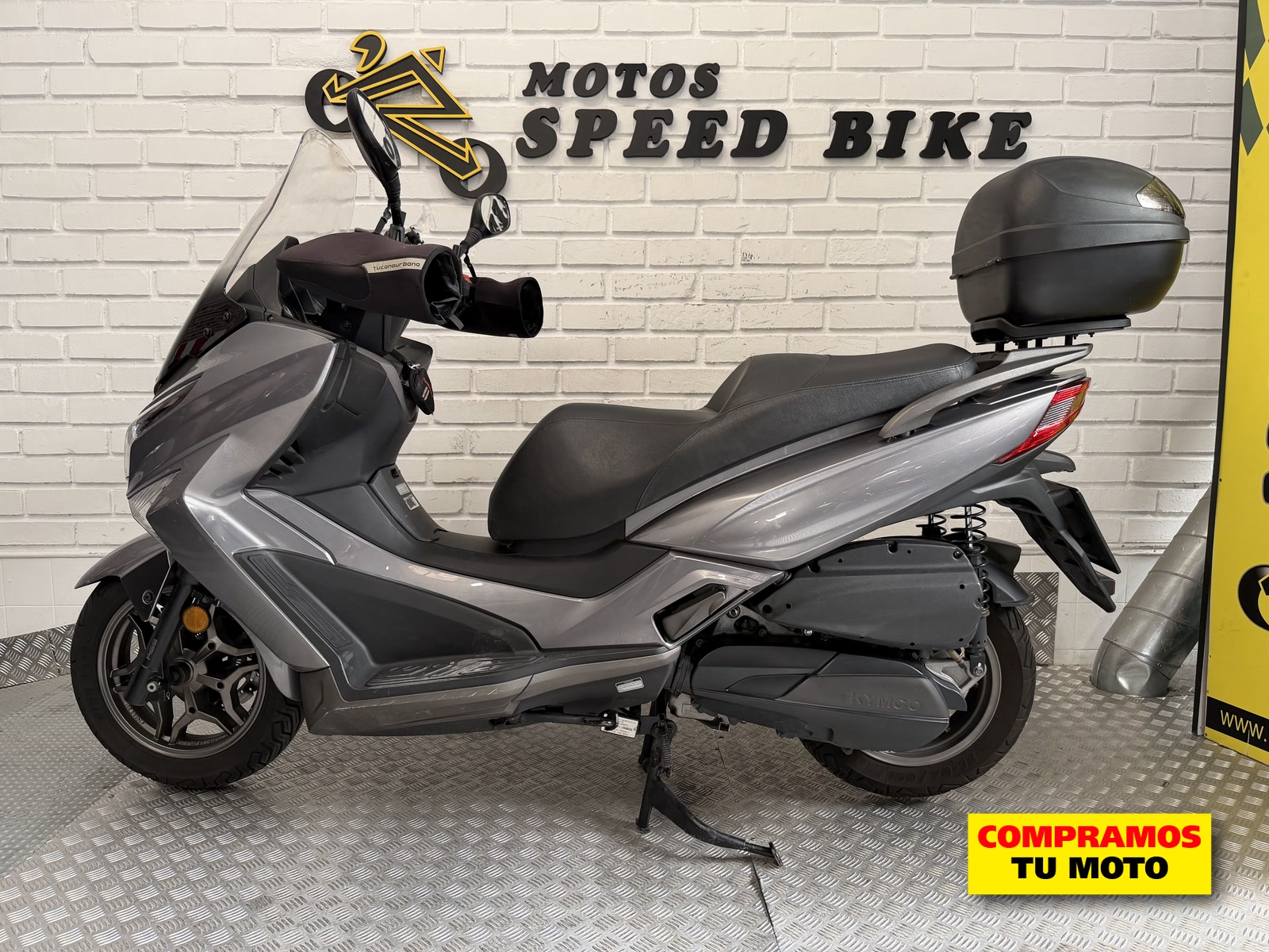 Kymco Grand Dink 300 - miniatura 7