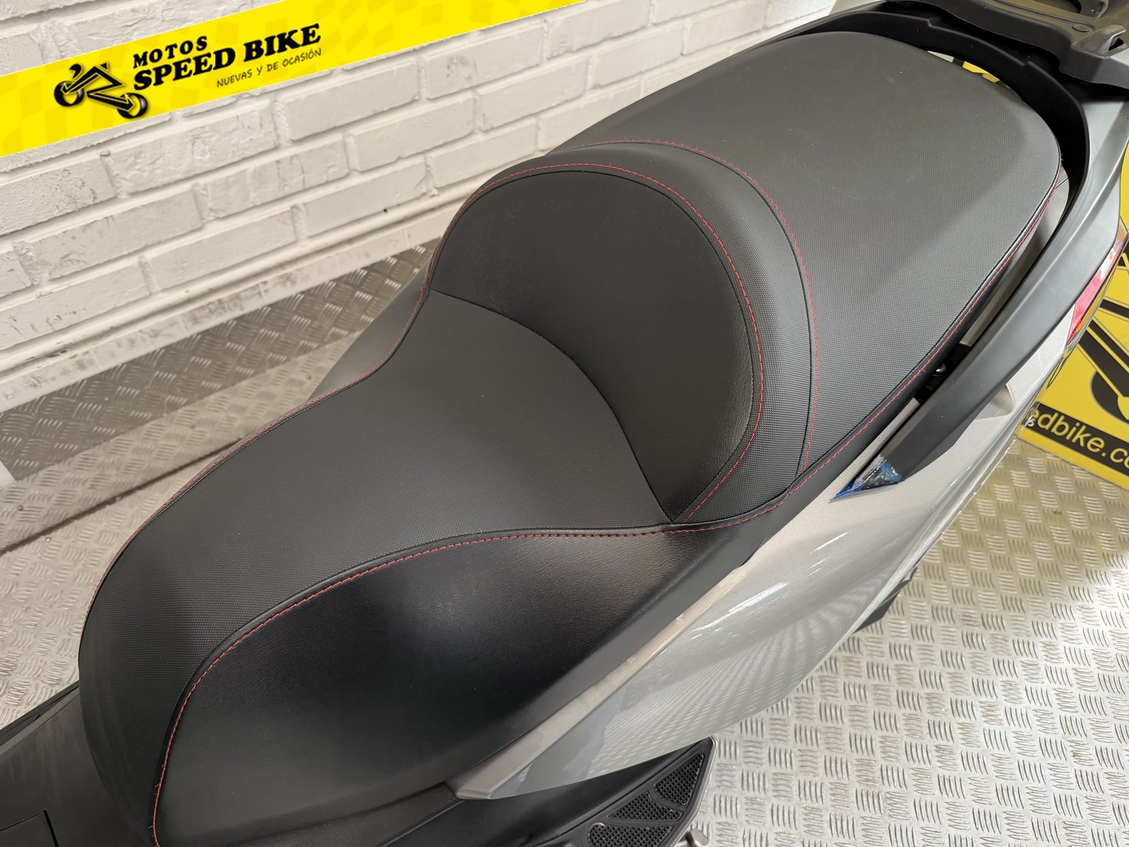 Kymco Super dink 125i ABS de ocasión en Madrid - imagen 15