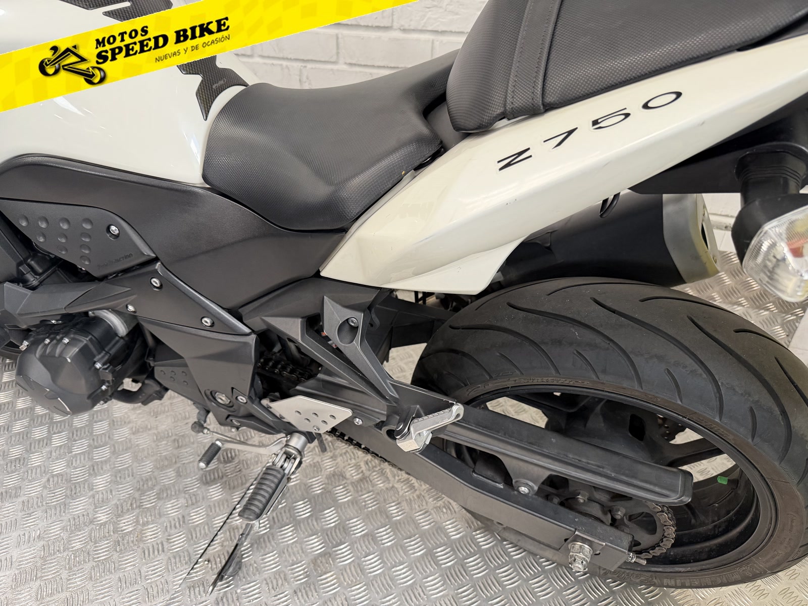 Kawasaki Z 750 ABS de ocasión en Madrid - imagen 16