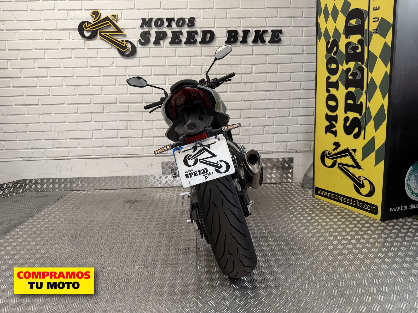 QJ Motor SRK 800 R de ocasión en Madrid - imagen 6
