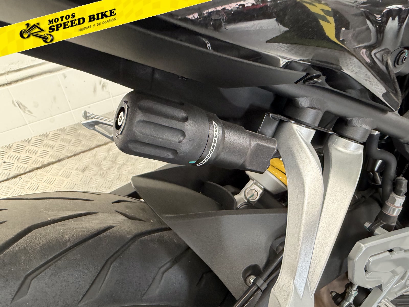 QJ Motor SRK 800 R de ocasión en Madrid - imagen 15