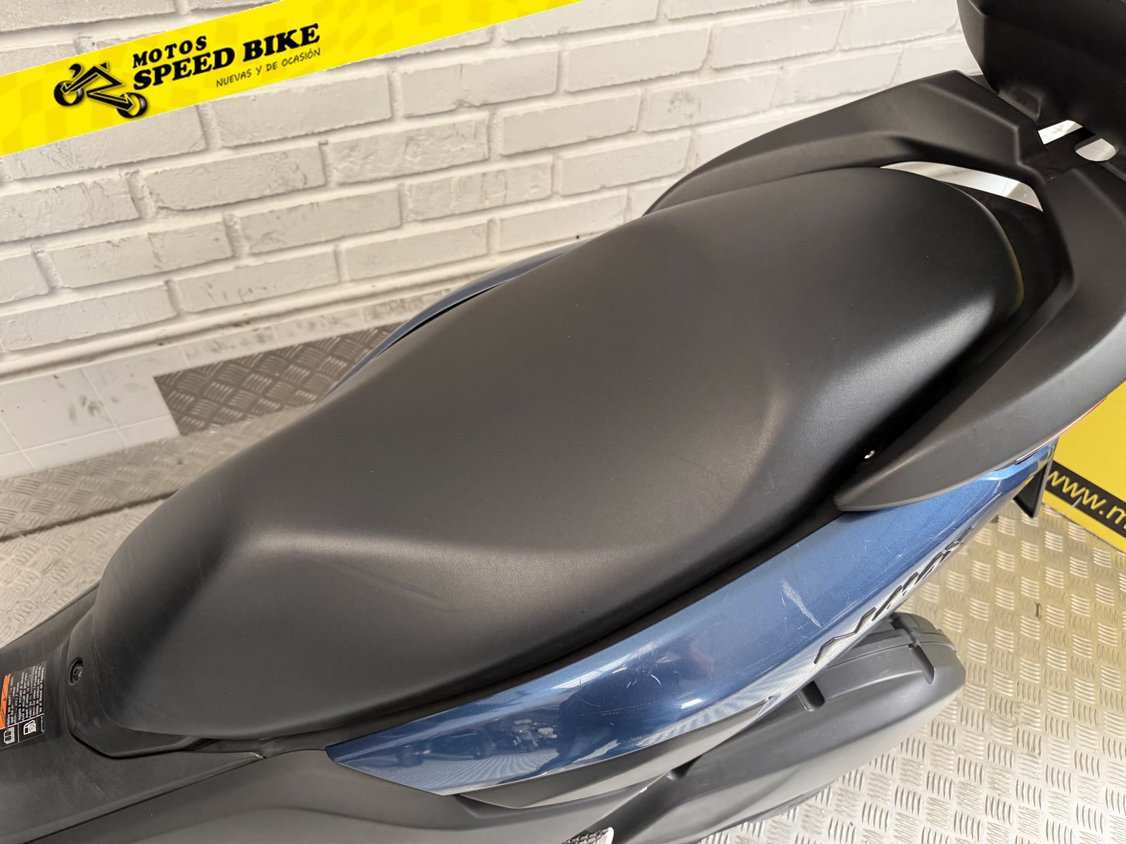 Yamaha Nmax 125 de ocasión en Madrid - imagen 17