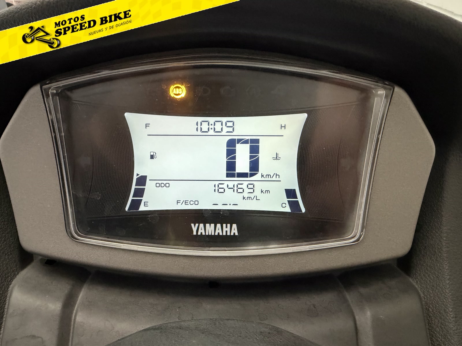 Yamaha Nmax 125 de ocasión en Madrid - imagen 19